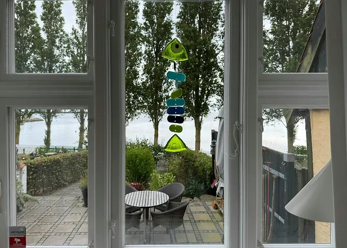 Сasa de vacaciones Town House With Sea View In Historic *